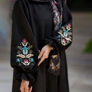 مانتو گلدوزی گل بانومانتو عباجنس مازراتی