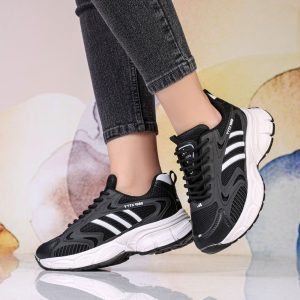کتونی دخترانه و زنانه مدل adidas با زیره پیو